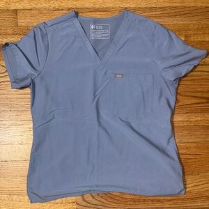 Figs Vapor Blue space dye V-Neck Scrub Top- woman’s medium *rare color*